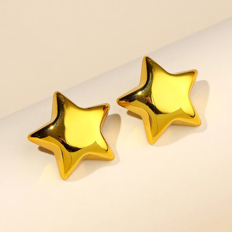 Green Star Earrings – Colorful, Elegant & Party-Ready.